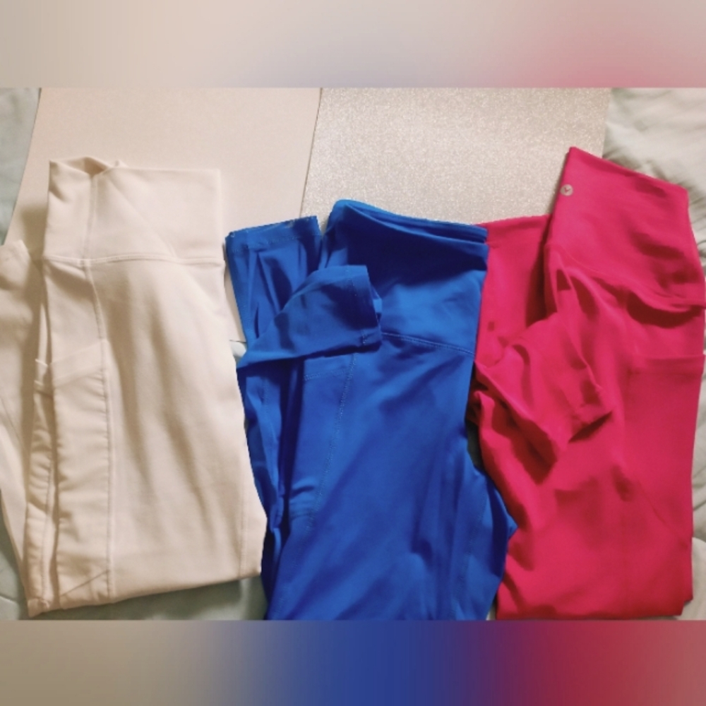 Sold -Leggings bundle Sz Small